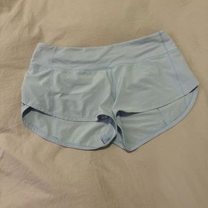 Lululemon Speed-Up Low Rise 2.5” in color Daydream